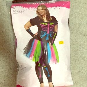 Plus size womens Halloween punky skeleton costume